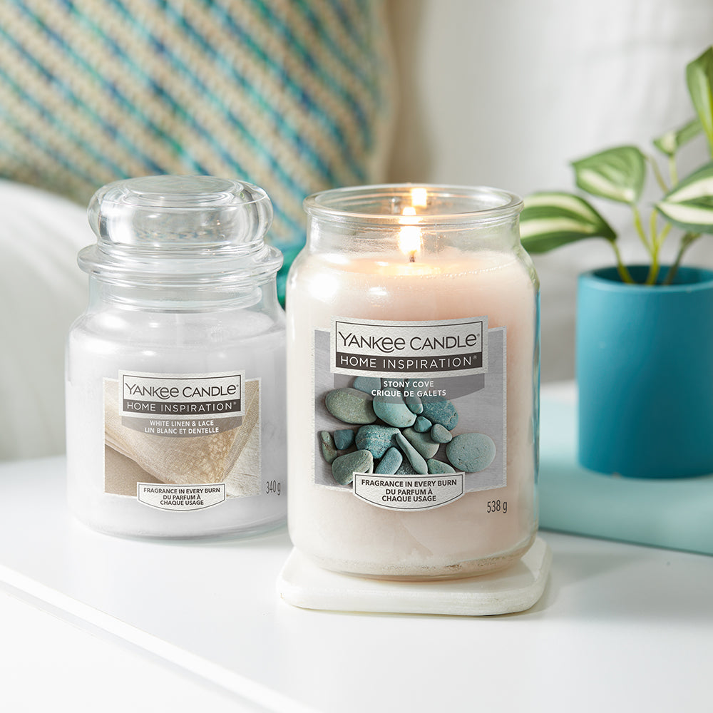 Stony Cove Large Jar Yankee Candle® Home Inspiration® Stony Cove Scented Candle gives you a sense of serenity and relaxation. 